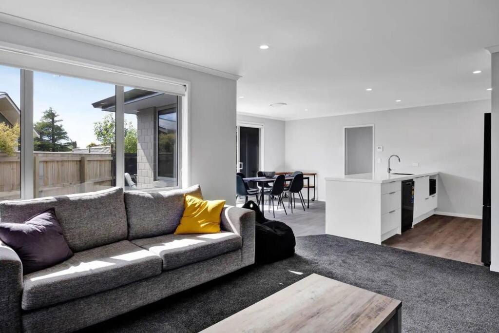 Fairbank Avenue Villa สแตรทฟอร์ด ภายนอก รูปภาพ